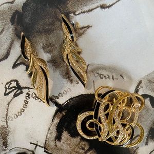 Vintage Gold Plated and Black Enamel Rhinestone Brooch and Earrings Set